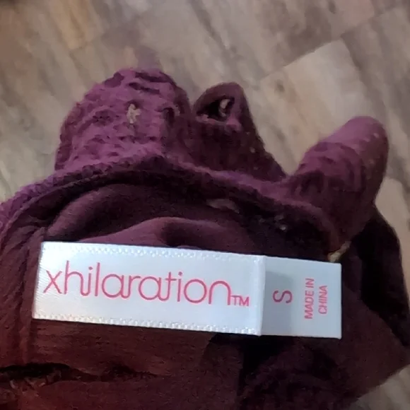 Xhilaration Lace Burgundy Romper - Picture 5 of 8